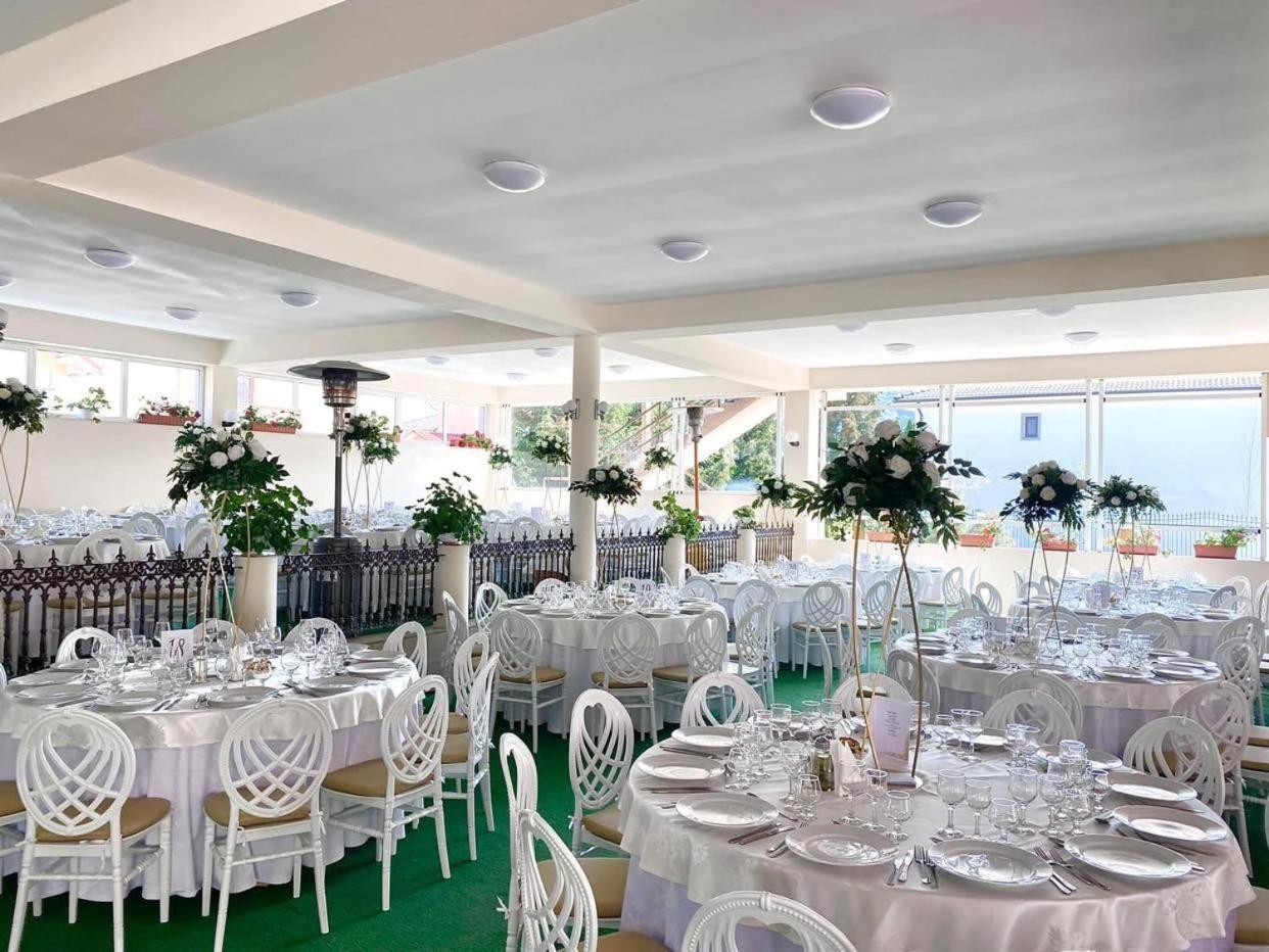 Hotel Diana Bistrita  Ngoại thất bức ảnh