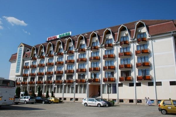 Hotel Diana Bistrita  Ngoại thất bức ảnh